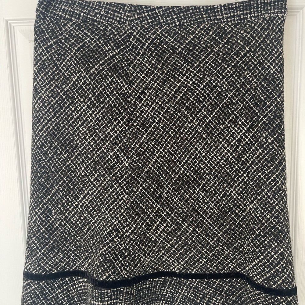 Elegant Black and White Skirt